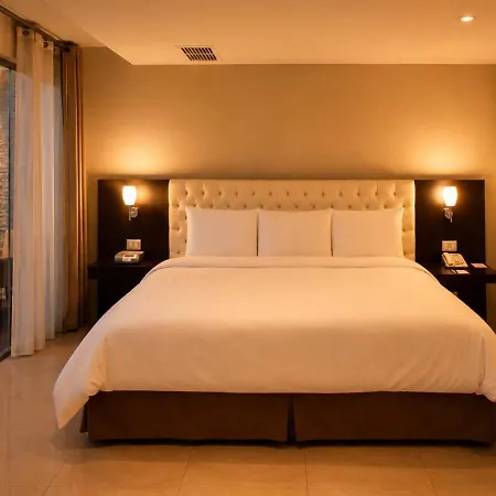 Sol De Oro Hotel & Suites-2